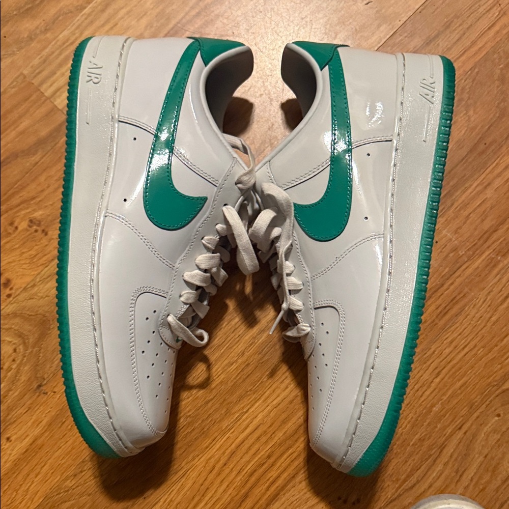 Nike White and Teal Athletic Shoes